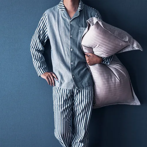 Как выбрать идеальную зимнюю пижаму: главные советы и трендовые модели