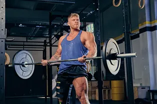 Как накачать мощные ноги: забытое упражнение со штангой от силачей прошлого Как накачать мощные ноги: забытое упражнение со штангой от силачей прошлого