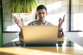 В Москве и Подмосковье пропала связь: в столичном регионе масштабный сбой у всех крупных операторов мобильного интернета