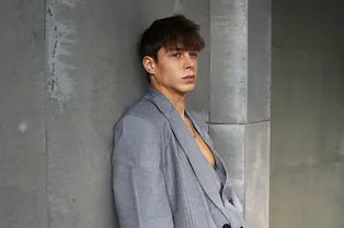 «Мой внутренний баланс заключается в дисциплине»: Глеб Калюжный о новых вызовах, выгорании и любимых режиссерах «Мой внутренний баланс заключается в дисциплине»: Глеб Калюжный о новых вызовах, выгорании и любимых режиссерах