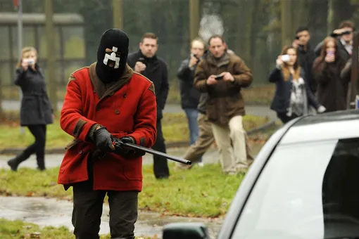 Черное зеркало Черное зеркало