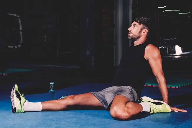 Домашняя тренировка, чтобы стать ближе к идеалу: 8 упражнений и всего 10 минут для красивого пресса