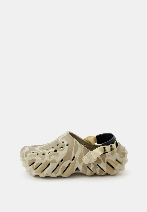 Crocs, 8199 руб.