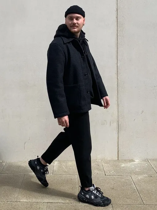 Как носить тотал-блэк