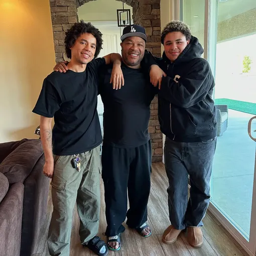 Xzibit c сыновьями Тремейном и Гэтлином