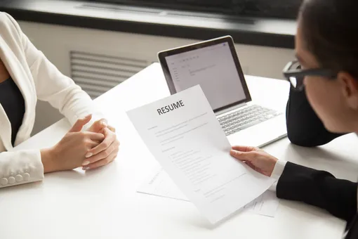 Почему так сложно найти работу