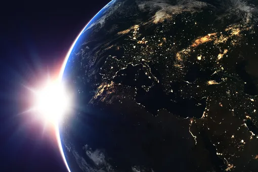 Аномальное тепло и мощнейшая магнитная буря: прогноз погоды в Москве на 12 ноября