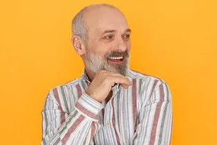 Когда у россиян появляются первые признаки старения? В Минздраве дали ответ