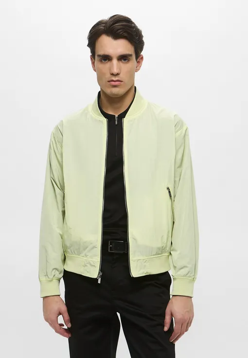 Karl Lagerfeld, 22 429 руб. Мужская куртка на лето