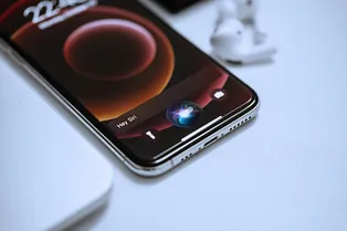 Apple создаст свою поисковую систему: она будет работать на базе Siri и искусственного интеллекта