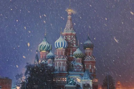 В Москве будет снег: синоптики предупреждают об обильных снегопадах в рождественскую ночь В Москве будет снег: синоптики предупреждают об обильных снегопадах в рождественскую ночь