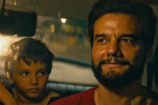 Кадр из фильма «Секретный агент» (2025)