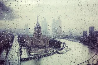 Москву и область зальют дожди: погода готовит россиянам очередные сюрпризы