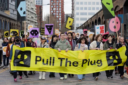 Акция протеста против использования искусственного интеллекта в Лондоне