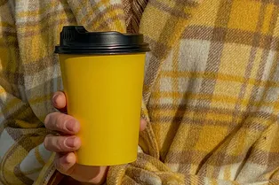 Чем заменить дорогой кофе: 8 полезных альтернатив Чем заменить дорогой кофе: 8 полезных альтернатив