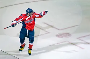 Рекорд Овечкина и ничья на Евро: россияне выбрали лучшие новости за последние 10 лет Рекорд Овечкина и ничья на Евро: россияне выбрали лучшие новости за последние 10 лет