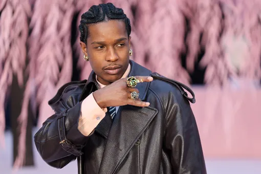 A$AP Rocky теперь ювелир: музыкант показал необычные кольца от собственного бренда A$AP Rocky теперь ювелир: музыкант показал необычные кольца от собственного бренда