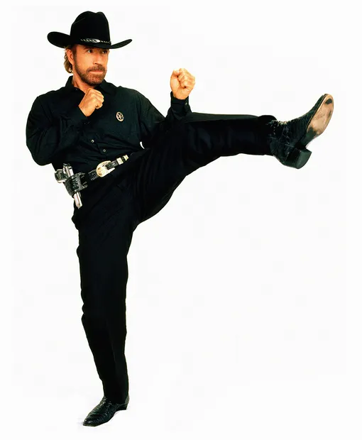 Чак Норрис в сериале «Крутой Уокер: Правосудие по‑техасски» (1993–2001) Чак Норрис в сериале «Крутой Уокер: Правосудие по‑техасски» (1993–2001)