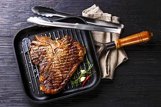 Как правильно готовить стейк: самый полный гид