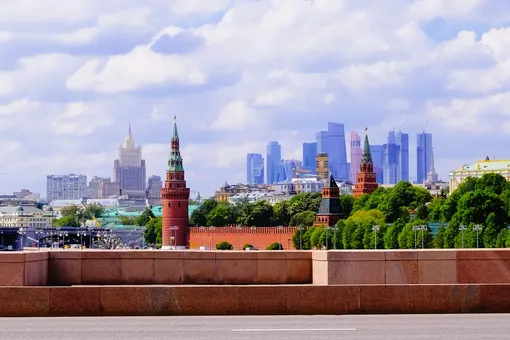 Бабье лето задержится надолго: погода, давление и магнитные бури в Москве 9 сентября