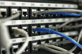 Петербург остался без интернета: крупный сбой оставил без связи жителей города и области Петербург остался без интернета: крупный сбой оставил без связи жителей города и области