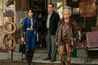 Продолжения «Фоллаута» и «Эмили в Париже»: 6 отличных сериалов, которые выйдут в декабре