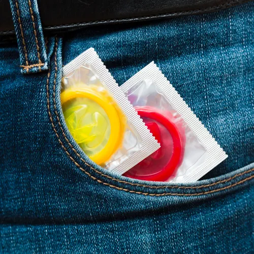 Вы уверены, что правильно используете презервативы? Сверьтесь с мнением экспертов!