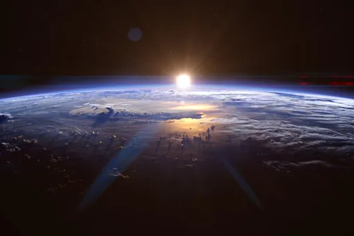 Штормить будет сутки: прогноз погоды и магнитных бурь в Москве 11 ноября