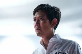 Женщина перевела 28 млн рублей фейку актера из «Игры в кальмара»: «Он называл меня любимой»