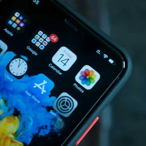 Снова впереди всех: Россия стала мировым лидером по удалениям приложений из App Store