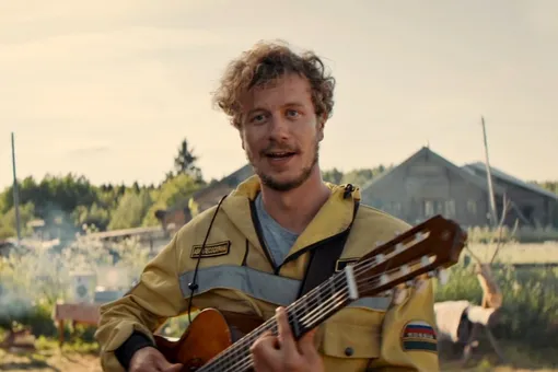 Тихон Жизневский в фильме «Огонь» (2020)