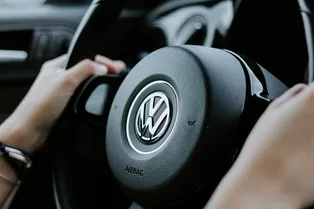 Volkswagen уже не спасти: руководство концерна пророчит ему страшное будущее Volkswagen уже не спасти: руководство концерна пророчит ему страшное будущее