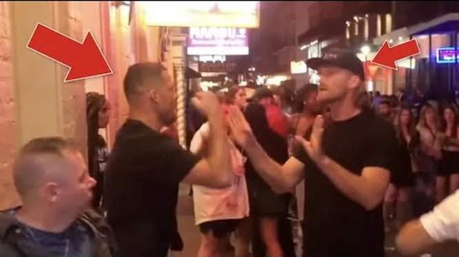 Нажми и смотри