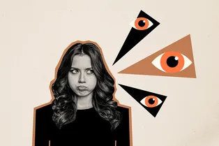 Миллениалы и зумеры ссорятся в сети из-за поведения, получившего название «взгляд поколения Z»: что это такое?