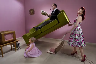 Radwife и tradwife: кто они такие и почему стали популярными?