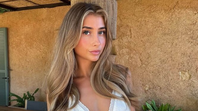 Орыс ауыл әйелі жалаңаш