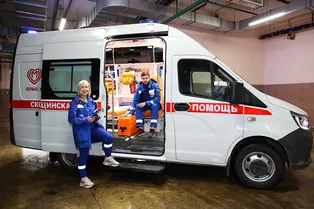 Популярный блогер Дмитрий Гордеев сделал обзор кареты скорой медицинской помощи