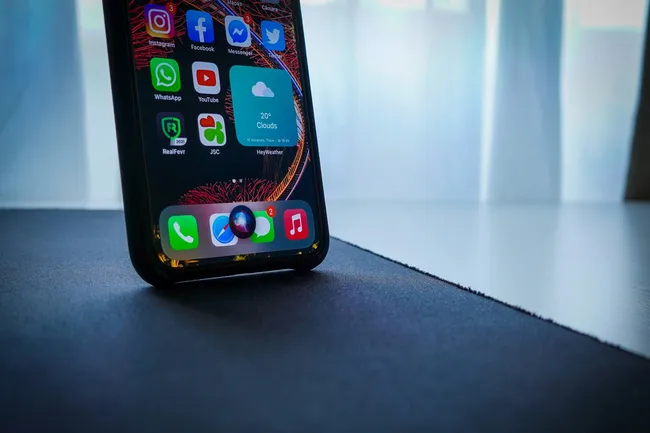 Apple создала отдельный домен для генеративного ИИ: что это значит