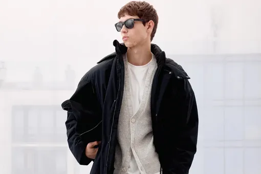 Что носить поздней осенью и зимой: 15 удлиненных курток и пуховиков