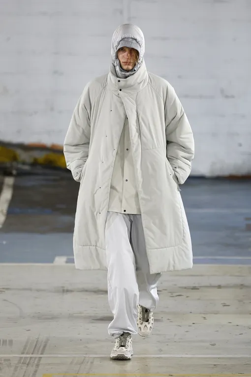 White Mountaineering White Mountaineering
