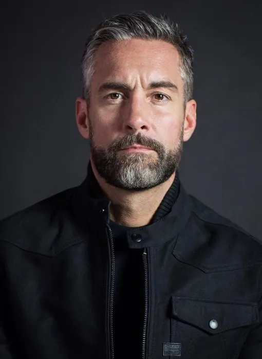 Стильные усы