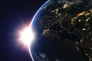 Магнитная буря века: рекордный геомагнитный шторм обрушился на Землю