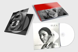 Канье Уэст, Flea (Red Hot Chili Peppers) и BUSHIDO ZHO: дайджест новых музыкальных релизов (20 — 27 марта)