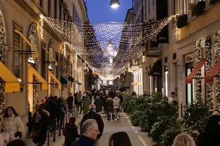 Конец эпохи хайпа: почему люксовые бренды больше не могут позволить себе игнорировать поколение X Конец эпохи хайпа: почему люксовые бренды больше не могут позволить себе игнорировать поколение X