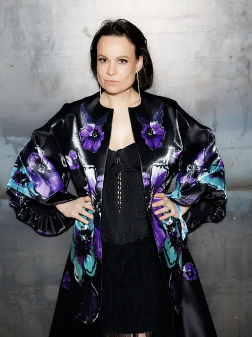 Ольга Тищенко, IZMENI SOZNANIE