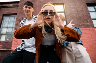 Отцы и дети: зумеры честно рассказали, за что не любят бумеров