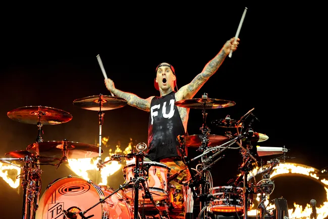 Барабанщик Blink-182 Трэвис Баркер о любимых вещах, татуировках и о том, почему его считают иконой панк-стиля