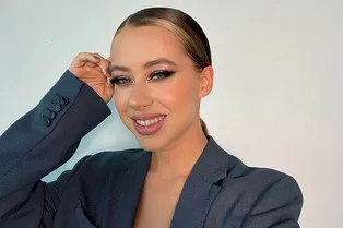 Блогершу Александру Митрошину обманули собственные юристы: они похитили у своей клиентки миллионы рублей