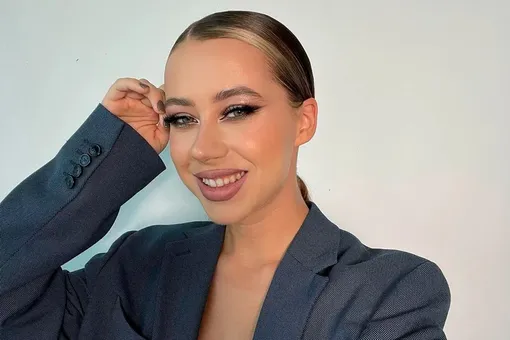 Блогершу Александру Митрошину обманули собственные юристы: они похитили у своей клиентки миллионы рублей