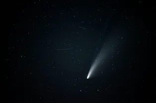 Скрытая угроза: NASA открыло «невидимую» комету, которая 30 лет маскировалась под астероид Скрытая угроза: NASA открыло «невидимую» комету, которая 30 лет маскировалась под астероид